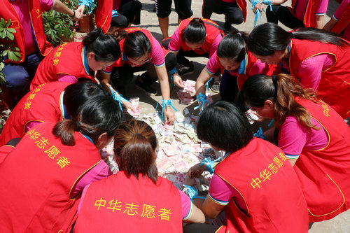 d67cd714f04540a89d2fb65b137c8ee6_th.jpg
